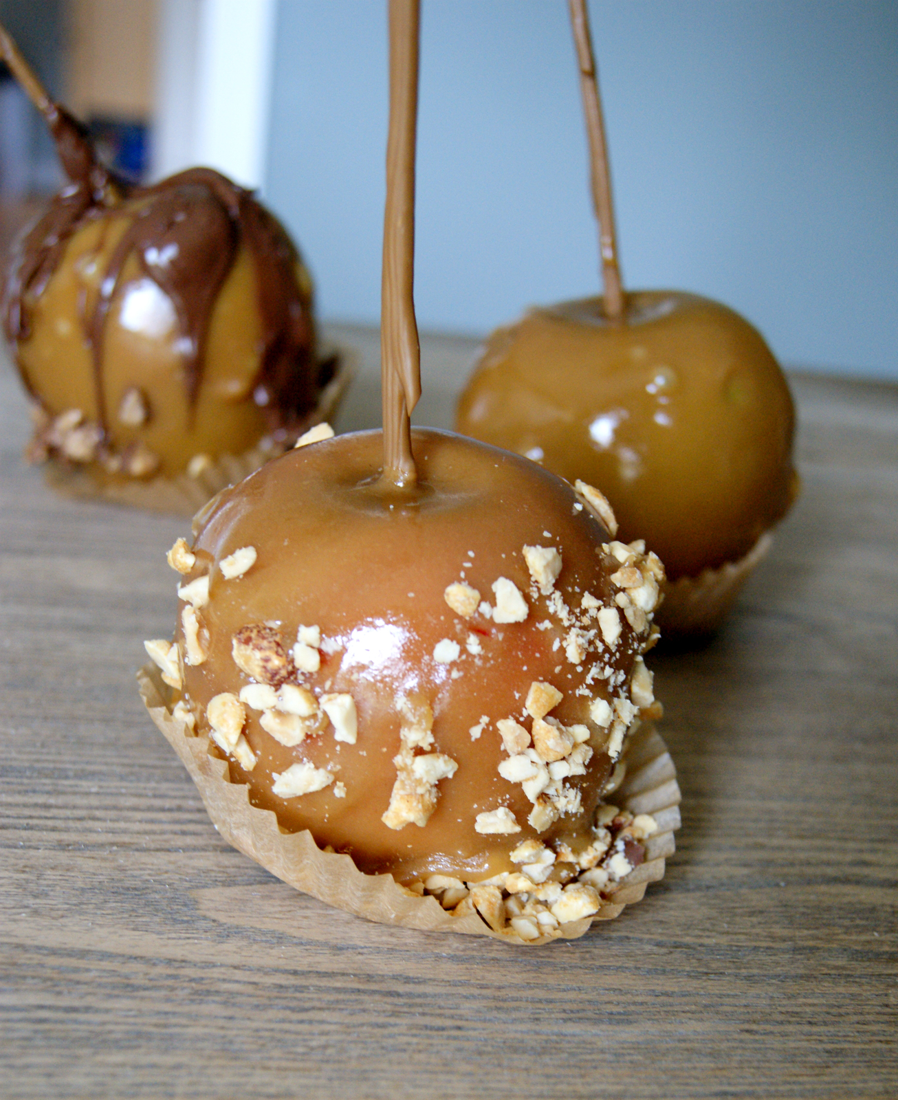 The Best Caramel Apples Lady Of The Ladle