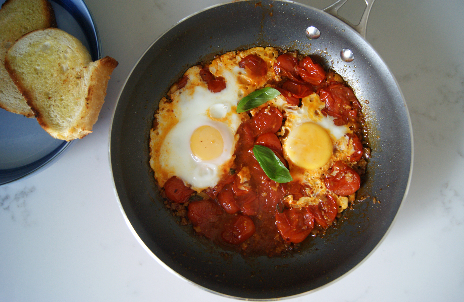 Eggs in Purgatory (Shakshuka) for One Lady of the Ladle